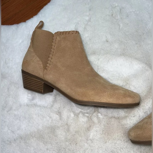 Jack Rogers Booties - Picture 7 of 9